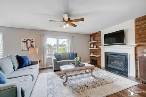 563 Tower Vw, Temperance, MI 48182 photo 5