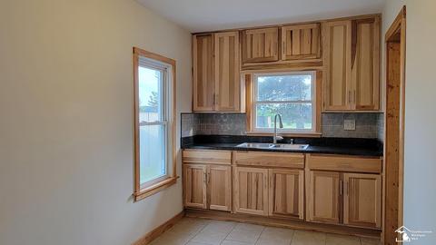 2363 Stewart, Monroe, MI 48162 photo 9