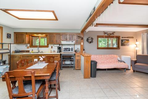 501 E Ridge Rd, Gladwin, MI 48624 photo 7