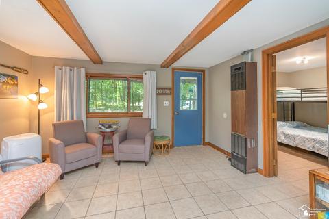 501 E Ridge Rd, Gladwin, MI 48624 photo 3