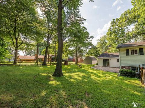 7632 Apache Trl, Temperance, MI 48182 photo 32