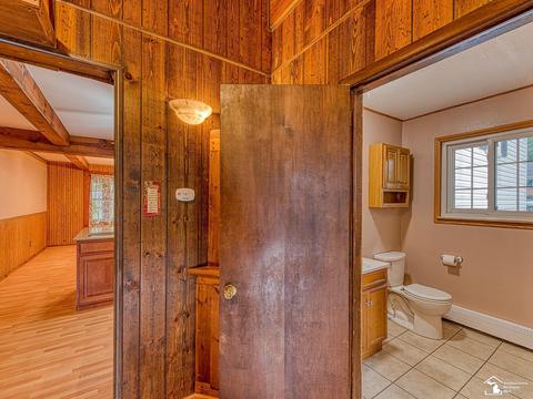 7632 Apache Trl, Temperance, MI 48182 photo 13