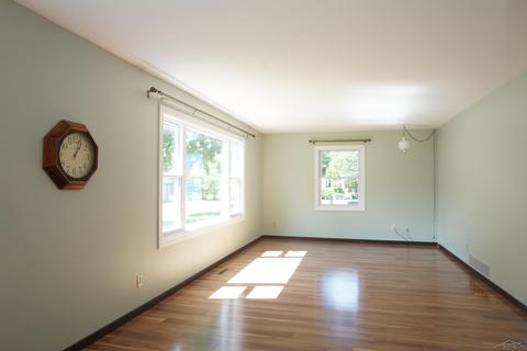 4780 E Wackerly Rd, Midland, MI 48642 photo 4