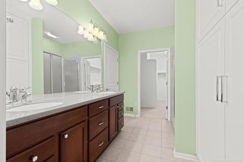 49601 Hiddenbrook Dr, Macomb, MI 48042 photo 21