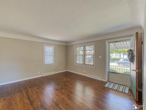 214 Toll St, Monroe, MI 48162 photo 5