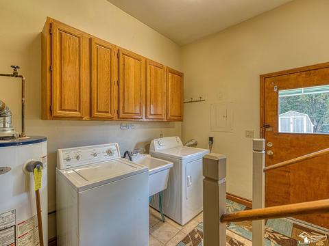 214 Toll St, Monroe, MI 48162 photo 17