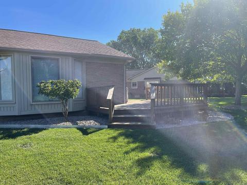15970 Quail Ct, Macomb, MI 48044 photo 3