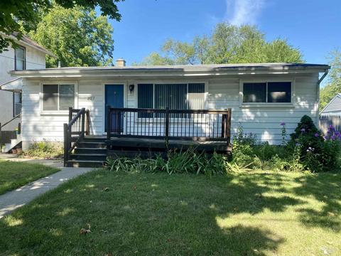 327 Lavender, Monroe, MI 48162 photo 1