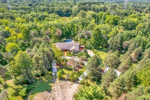 801 Townsend Rd, Leonard, MI 48367 photo 53