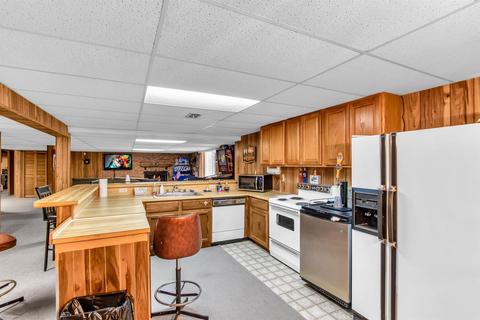 801 Townsend Rd, Leonard, MI 48367 photo 48