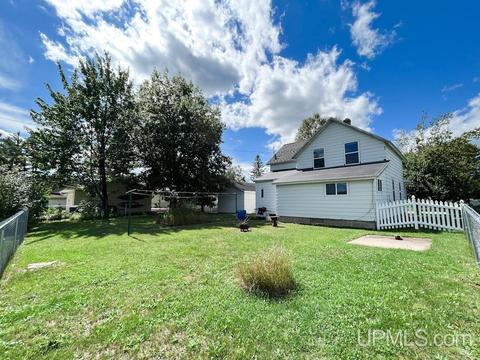 126 Hemlock, Republic, MI 49879 photo 6