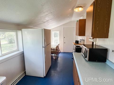 126 Hemlock, Republic, MI 49879 photo 16