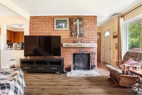 410 Burroughs Ave, Flint, MI 48507 photo 7