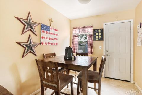 410 Burroughs Ave, Flint, MI 48507 photo 13