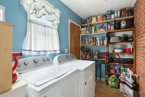 410 Burroughs Ave, Flint, MI 48507 photo 21