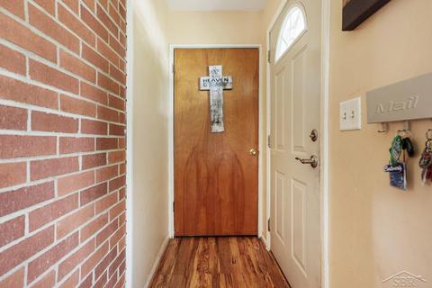 410 Burroughs Ave, Flint, MI 48507 photo 6