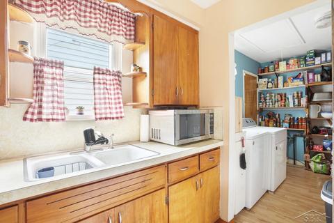 410 Burroughs Ave, Flint, MI 48507 photo 20