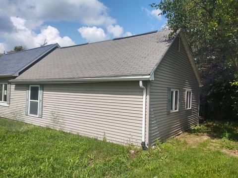 8915 Peck Rd, Marlette, MI 48453 photo 3