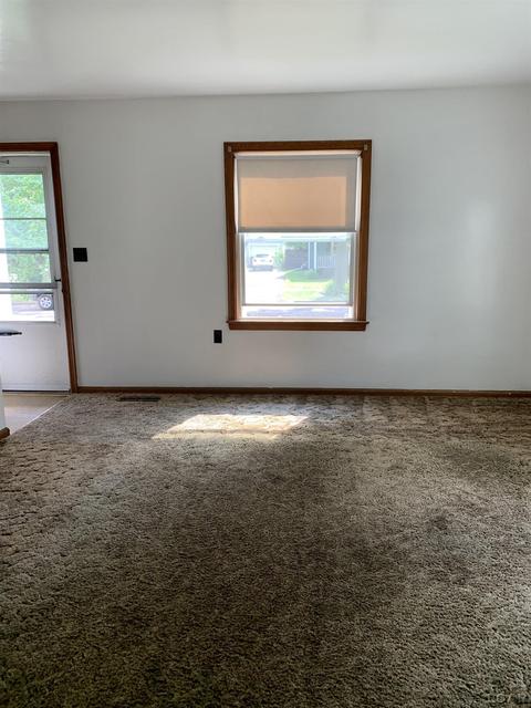 360 Helme, Adrian, MI 49221 photo 6
