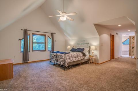 7144 Hewitt, Grant, MI 48032 photo 17
