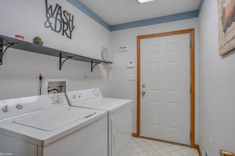 7144 Hewitt, Grant, MI 48032 photo 16