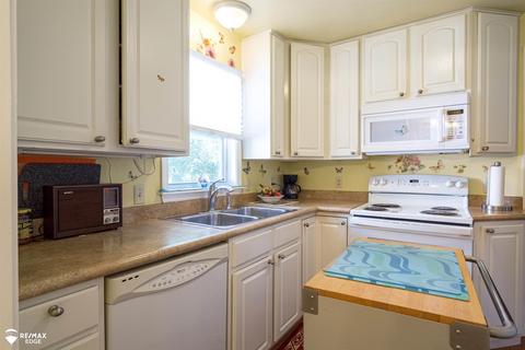3187 Hogarth, Flint, MI 48532 photo 14