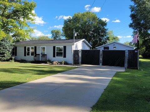 1198 E Frances Rd, Mount Morris, MI 48458 photo 1