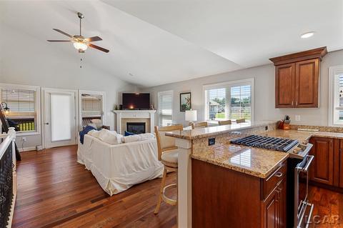 808 Bonner Dr, Tecumseh, MI 49286 photo 12