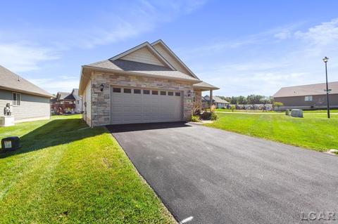 808 Bonner Dr, Tecumseh, MI 49286 photo 3