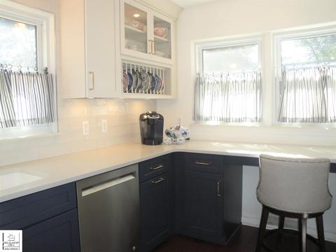 420 S Davison St, Davison, MI 48423 photo 5