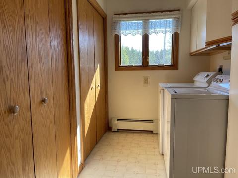 1015 Shields St, L'anse, MI 49946 photo 21