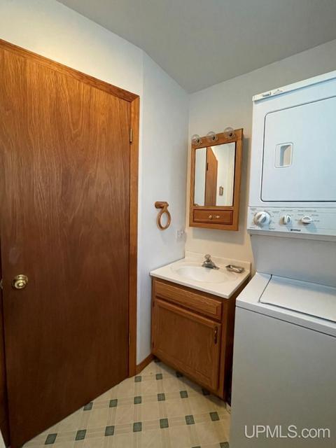 320 Seifert Ave, L'anse, MI 49946 photo 20