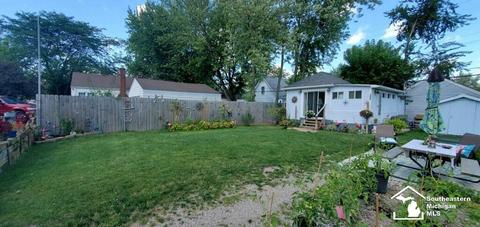 3261 Maplewood, Monroe, MI 48162 photo 4