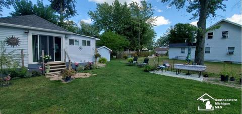 3261 Maplewood, Monroe, MI 48162 photo 3
