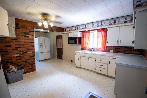 3473 W Vienna Rd, Clio, MI 48420 photo 4