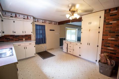 3473 W Vienna Rd, Clio, MI 48420 photo 6