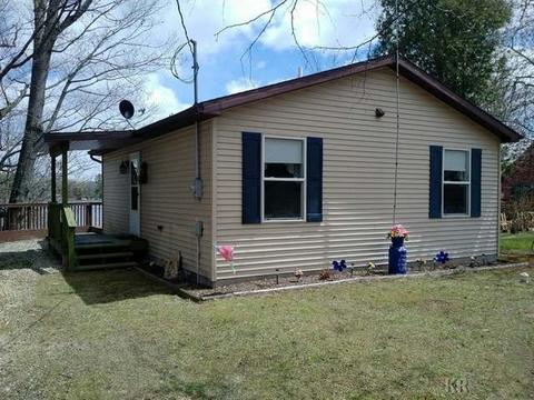 3404 Lakeshore Ln, Gladwin, MI 48624 photo 14