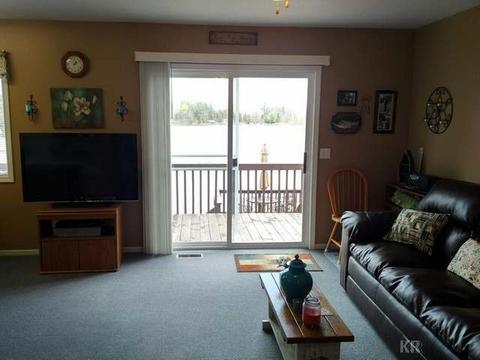 3404 Lakeshore Ln, Gladwin, MI 48624 photo 6