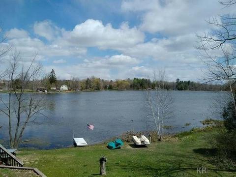 3404 Lakeshore Ln, Gladwin, MI 48624 photo 2