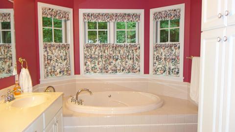 805 E Broad St, Chesaning, MI 48616 photo 25