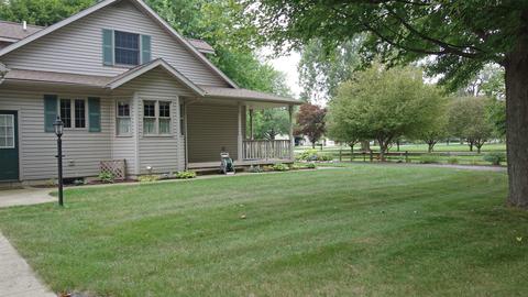 805 E Broad St, Chesaning, MI 48616 photo 5