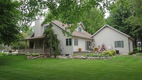 805 E Broad St, Chesaning, MI 48616 photo 40