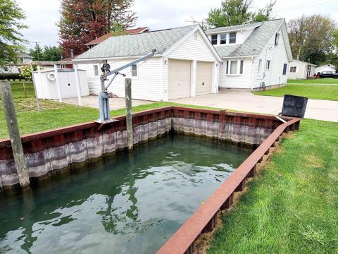105 North Ave, Algonac, MI 48001 photo 14