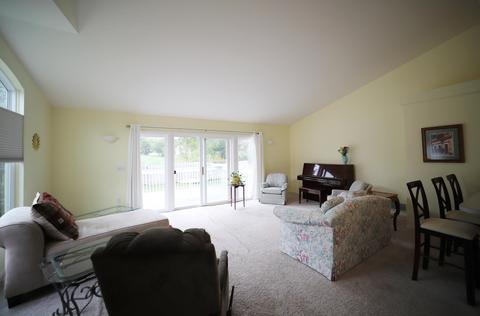 124 Aberdeen Dr, Flushing, MI 48433 photo 5
