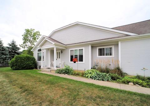 124 Aberdeen Dr, Flushing, MI 48433 photo 2