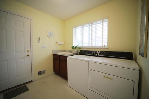 124 Aberdeen Dr, Flushing, MI 48433 photo 19