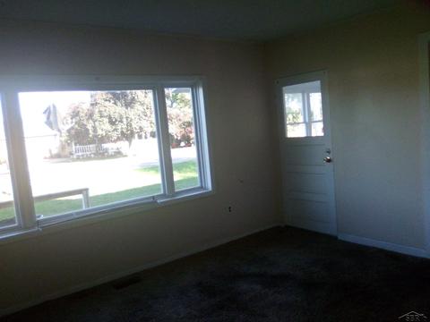 1020 S Main, Crystal, MI 48818 photo 9