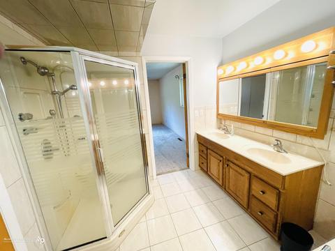 9423 E Lippincott Blvd, Davison, MI 48423 photo 12