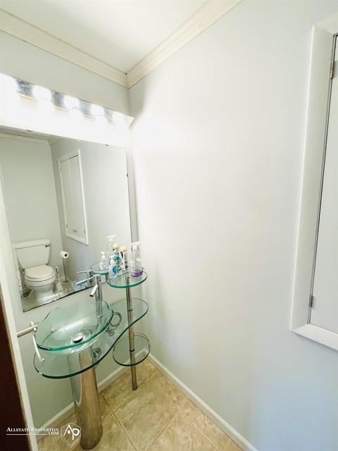 9423 E Lippincott Blvd, Davison, MI 48423 photo 16