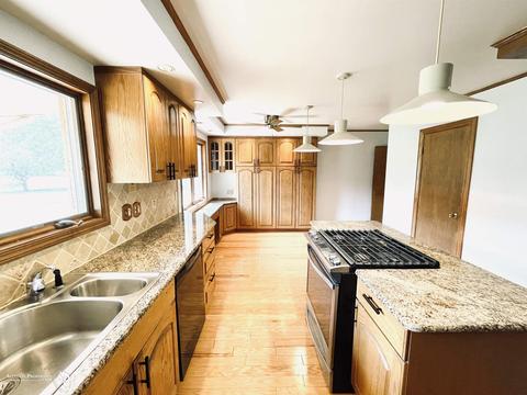 9423 E Lippincott Blvd, Davison, MI 48423 photo 9